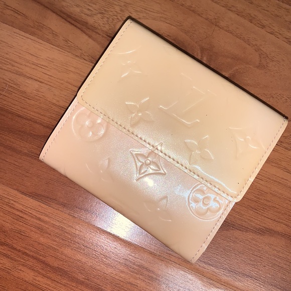 NWOT Authentic Louis Vuitton Monogram Vernis Patent Leather Elise Wallet - Picture 4 of 15